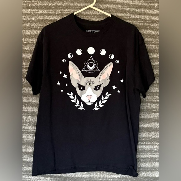 Hot Topic Cat T-shirt XL - Picture 1 of 3